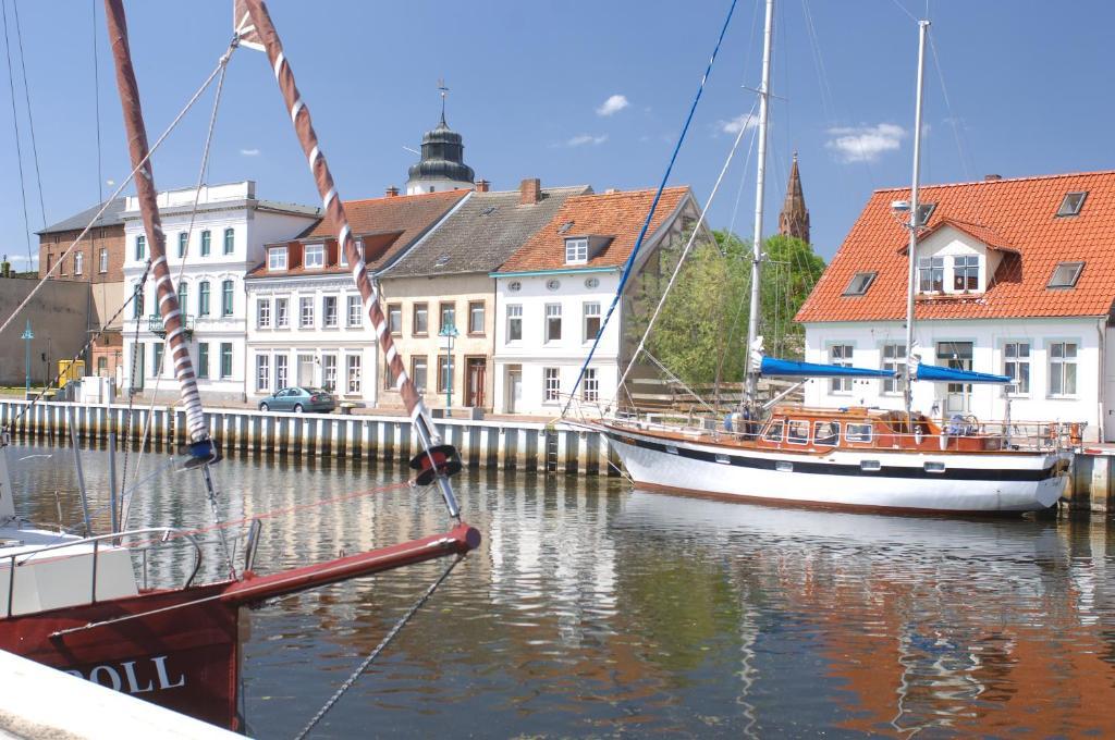 HafenHotel PommernYacht Ueckermünde Værelse billede