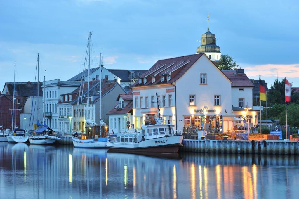 HafenHotel PommernYacht Ueckermünde Eksteriør billede